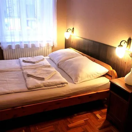 Gasthuis Corvin Point And