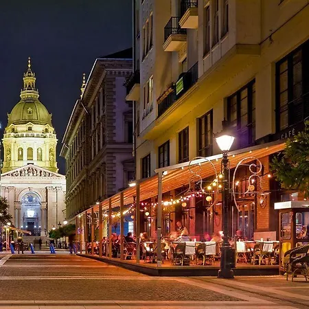 Corvin Point And Gasthuis Boedapest