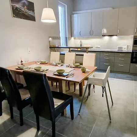 Corvin Point And 3* בודפשט