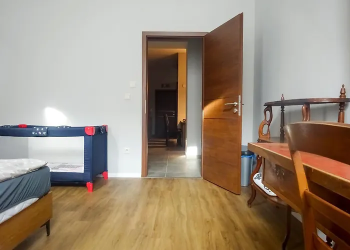 Corvin Point And Gæstehus 3*