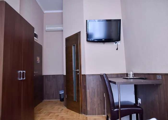 Corvin Point And Gæstehus 3*