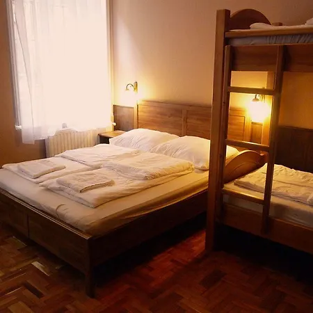 Corvin Point And Penzion Budapešť