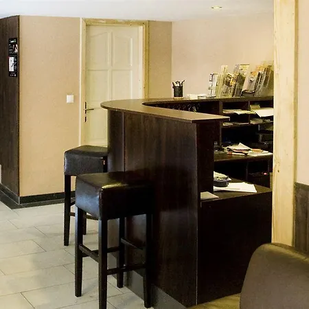 Corvin Point And بيت ضيافة