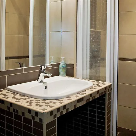 بيت ضيافة Corvin Point And بودابست