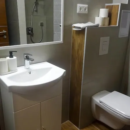 بيت ضيافة Corvin Point And 3*