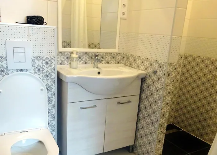 Gæstehus Corvin Point And