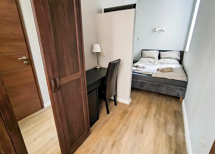 Gæstehus Corvin Point And