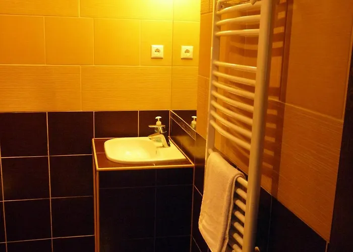 Corvin Point And Gæstehus