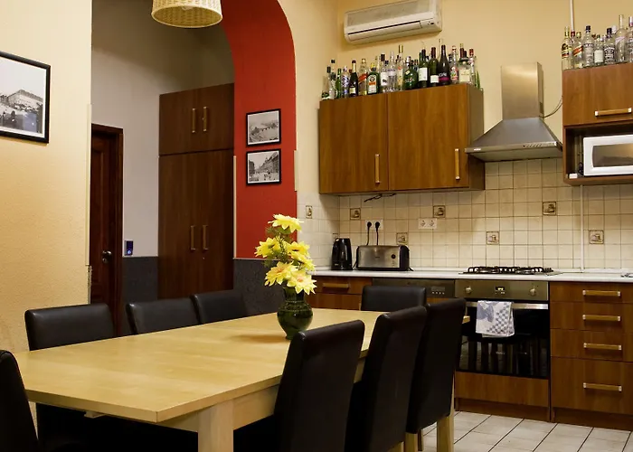 Corvin Point And Gæstehus