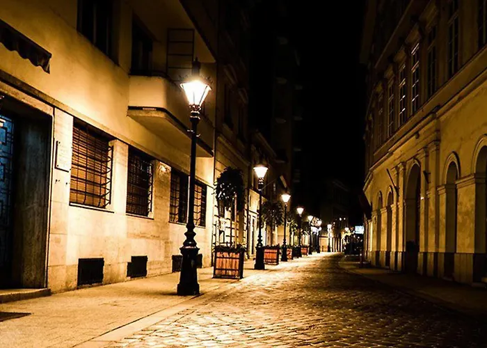 Corvin Point And 3* Budapest