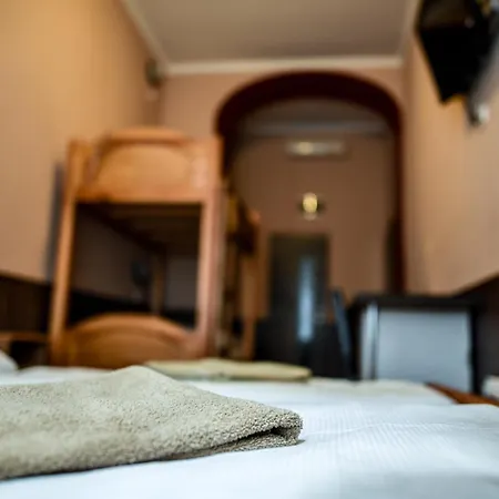 Corvin Point And 3* Budapeste