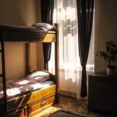 Corvin Point And 3* Budapeste